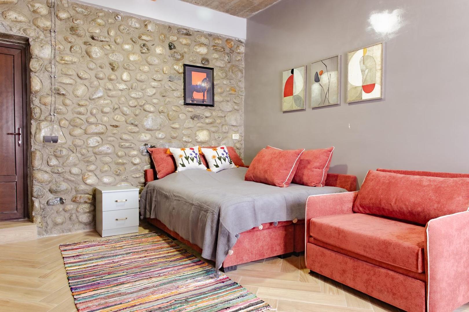 Guesthouse Of Manoni Ratiani เมสเตีย ภายนอก รูปภาพ